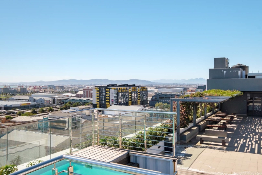 1 Bedroom Property for Sale in Woodstock Western Cape